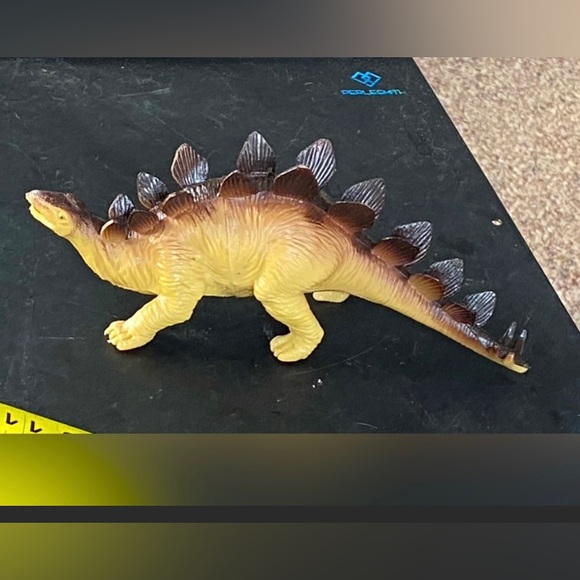 Greenbrier 9” International Stegosaurus Toy Dinosaur Plastic Figure - Picture 1 of 7